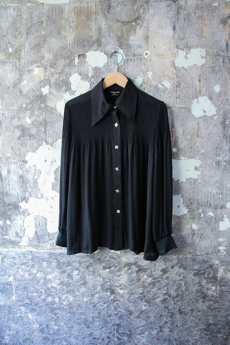 袅袅百货公司-Vintage 黑色精致波纹衬衫 - 女装衬衫 - 其他材质 