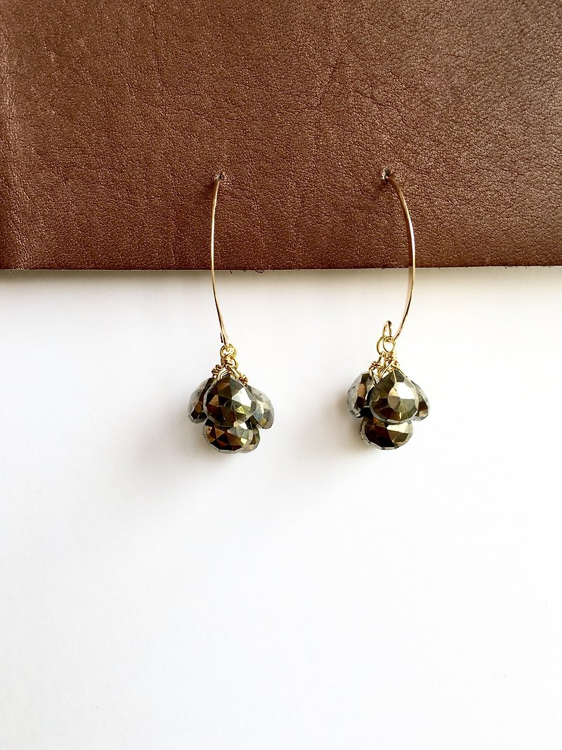 Pyrite Drops Marquis earrings 14kgf gold filled - 耳环/耳夹 - 宝石 黑色
