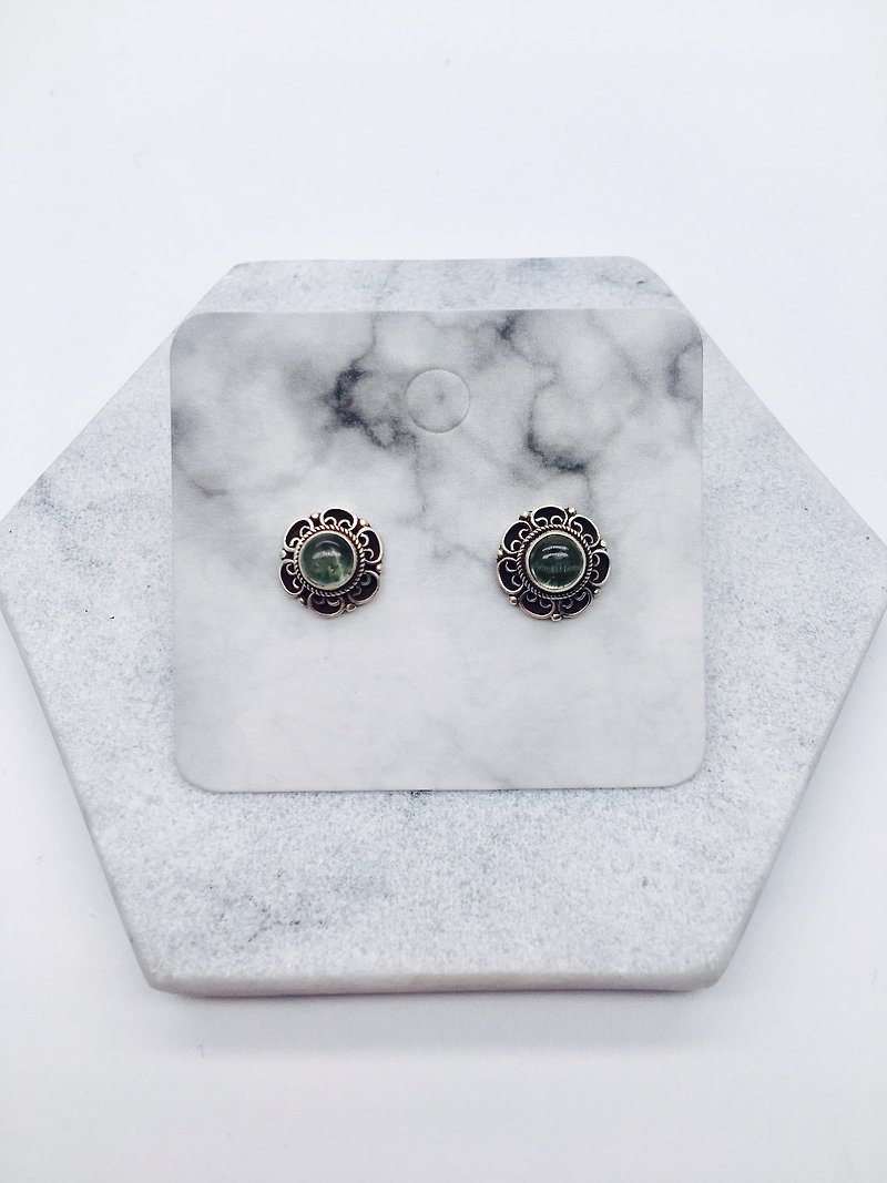 绿碧玺925纯银花边设计耳环 尼泊尔手工镶嵌制作 - 耳环/耳夹 - 宝石 绿色