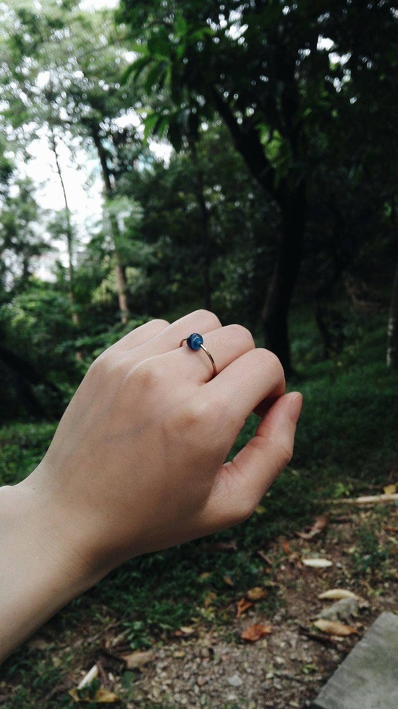 [Mush] Minimal Circular Ring 几何 黄铜 圆形 天然石 介指 戒子 戒指 - 戒指 - 其他金属 多色