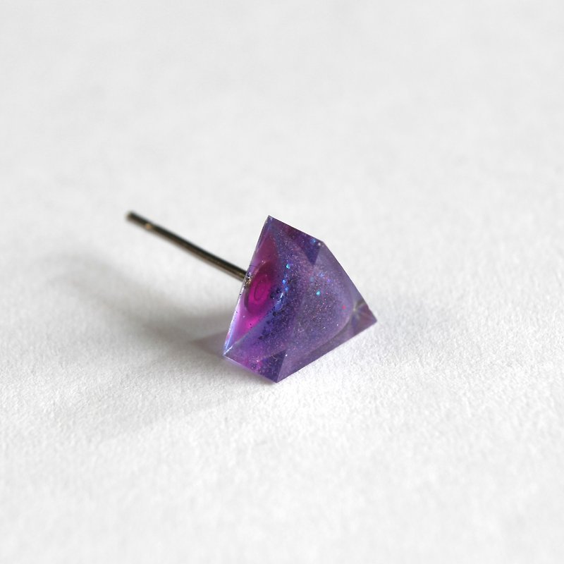低语 / 树脂耳环 - 单只 / 三角形 葡萄紫 闪烁 - 耳环/耳夹 - 树脂 紫色