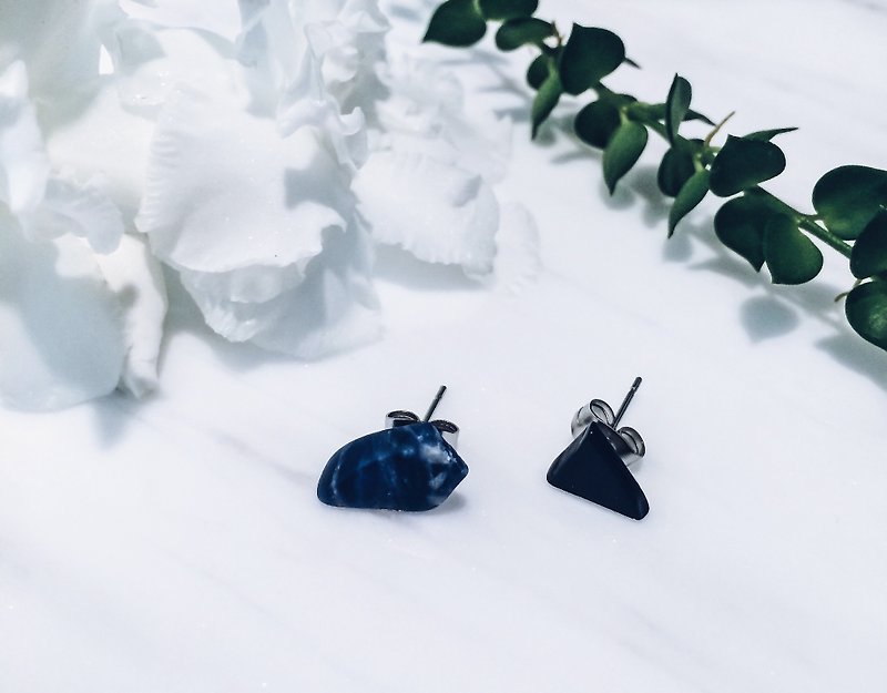 colorful dream earrings | 蓝色沉默-耳环 - 耳环/耳夹 - 宝石 黑色