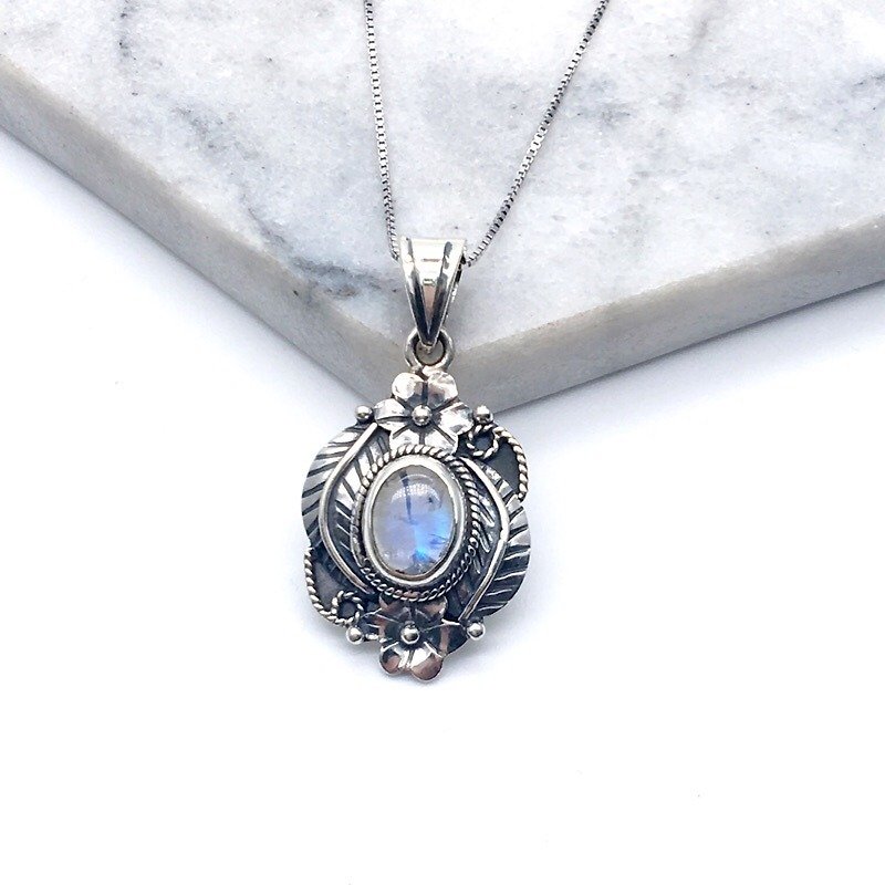 月光石925纯银花草系设计项链 尼泊尔手工镶嵌制作 - 项链 - 宝石 蓝色