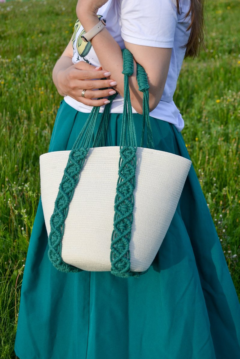 Macrame summer tote bag for women - 手提包/手提袋 - 环保材料 白色