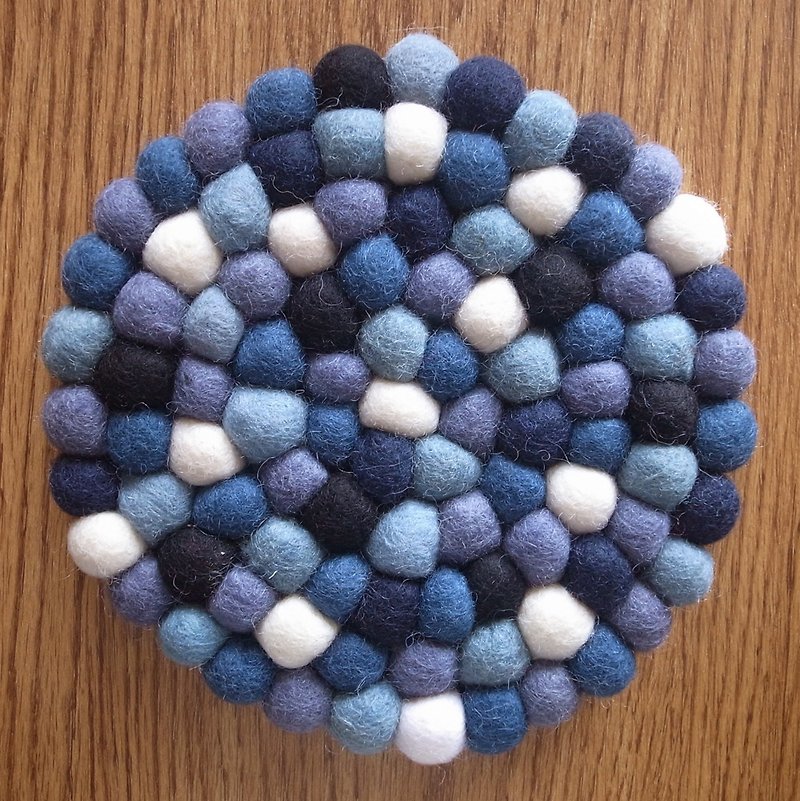 羊毛毡 球球 手工 餐垫 隔热垫 锅垫 20cm 深蓝 - 餐垫/桌巾 - 羊毛 蓝色