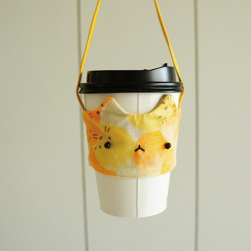 Lovely【日本布】动物毛球喵星人饮料杯袋、猫咪杯套、饮料杯套 - 随行杯提袋/水壶袋 - 棉．麻 黄色