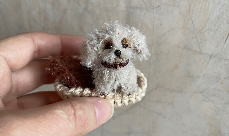 Miniature realistic maltipoo dog custom puppy ooak pet replica 1 to 6 scale toy - 编织/刺绣/羊毛毡/裁缝 - 绣线 金色