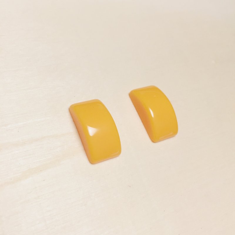 复古黄方块耳环耳夹 - 耳环/耳夹 - 树脂 黄色