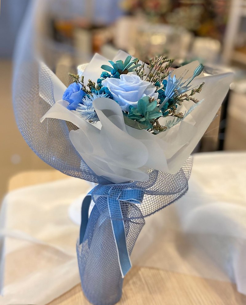 永生玫瑰花束 毕业花束 情人节 生日 定制化礼物 - 干燥花/捧花 - 植物．花 蓝色