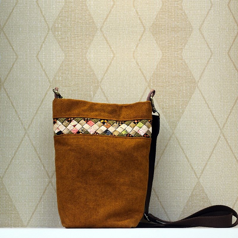 雀茶色民族风酒袋布斜肩包 ❖ 独家手工缝制包 ❖ - 侧背包/斜挎包 - 棉．麻 咖啡色
