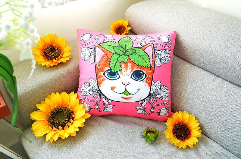 Gookaso原创绘本设计创作 薄荷叶猫咪卡通丝绒质印花抱枕 45x45cm - 枕头/抱枕 - 聚酯纤维 粉红色