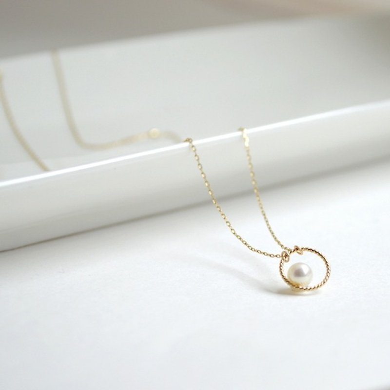 Necklace/k10 Circle pearl Necklace/項鍊 珍珠 金10 圈 - 项链 - 其他金属 金色