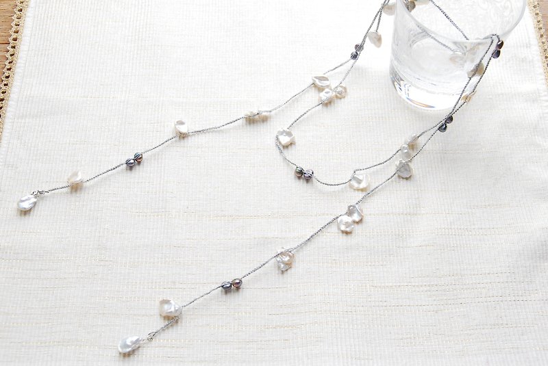 ケシパールのラリエット　ブルー（ロングネックレスにもなります） - 长链 - 宝石 银色