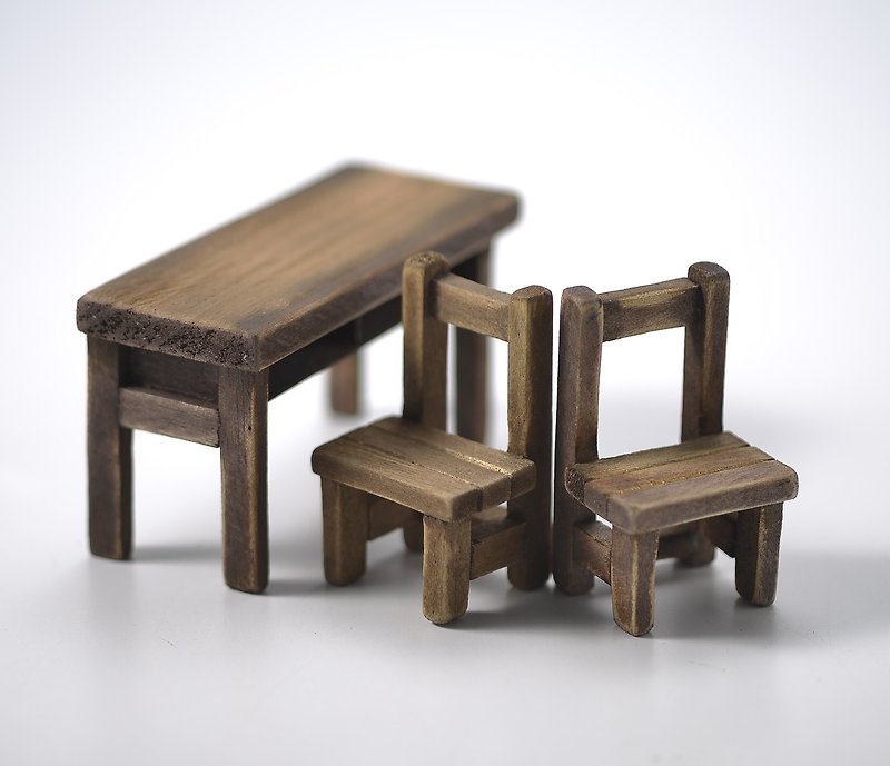 老课桌椅I - 摆饰 - 木头 咖啡色