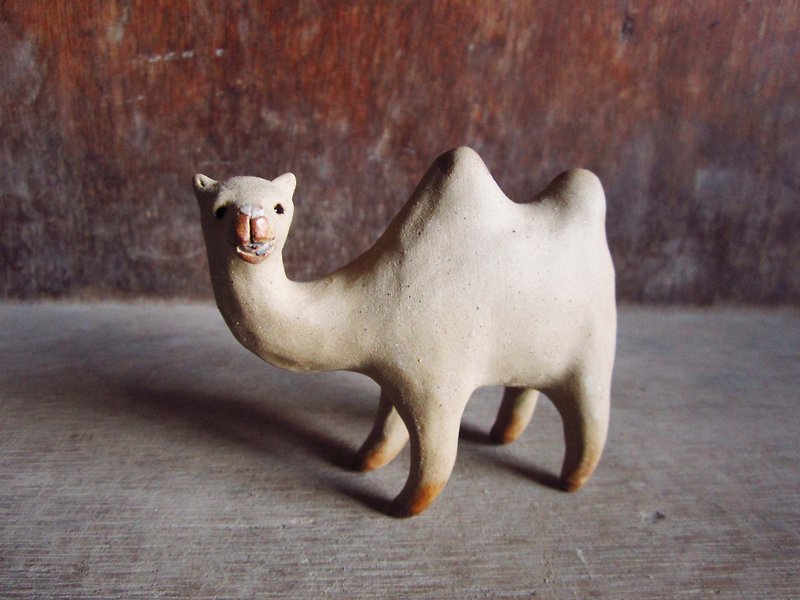 骆驼--双峰 - 花瓶/陶器 - 陶 
