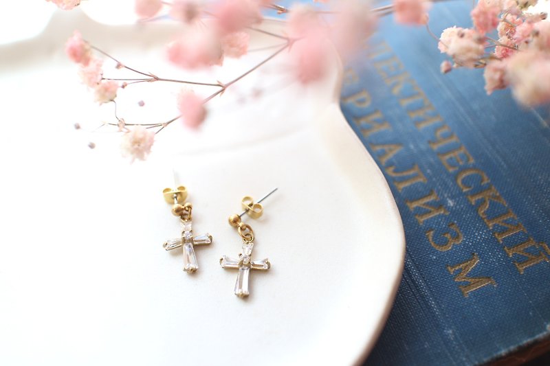 十字架黄铜 锆石耳环-可改夹 - 耳环/耳夹 - 其他金属 金色