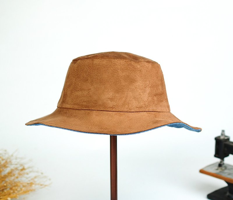 小牛村 手工渔夫帽 男女 绅士帽 素色细致麂皮【沙棕驼色】H-462 - 帽子 - 真皮 咖啡色