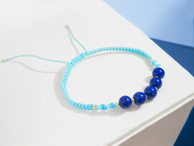 Edith & Jaz • 手织系列 - 青金石编织手环 (粉蓝色绳) - 手链/手环 - 宝石 蓝色