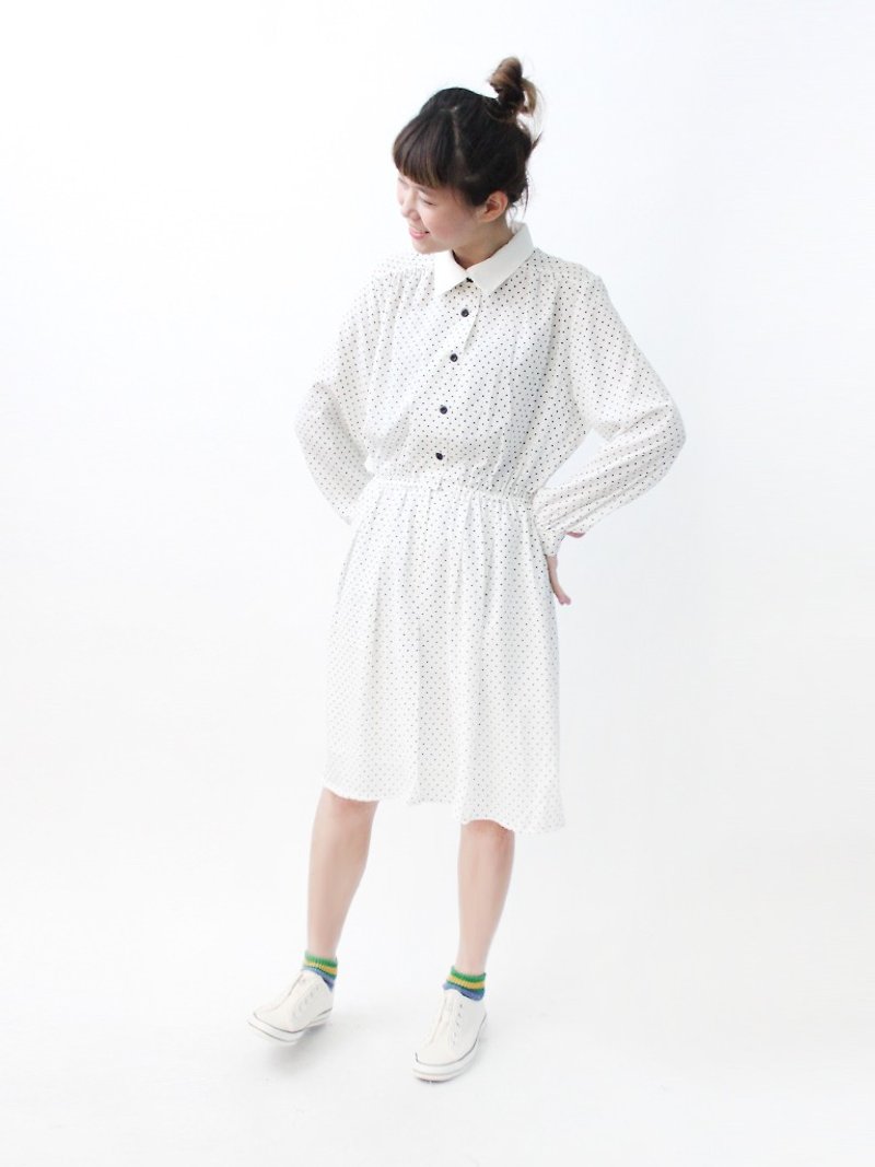 【RE1116D952】日本制宽松奶白色点点长袖古着洋装 - 洋装/连衣裙 - 聚酯纤维 白色