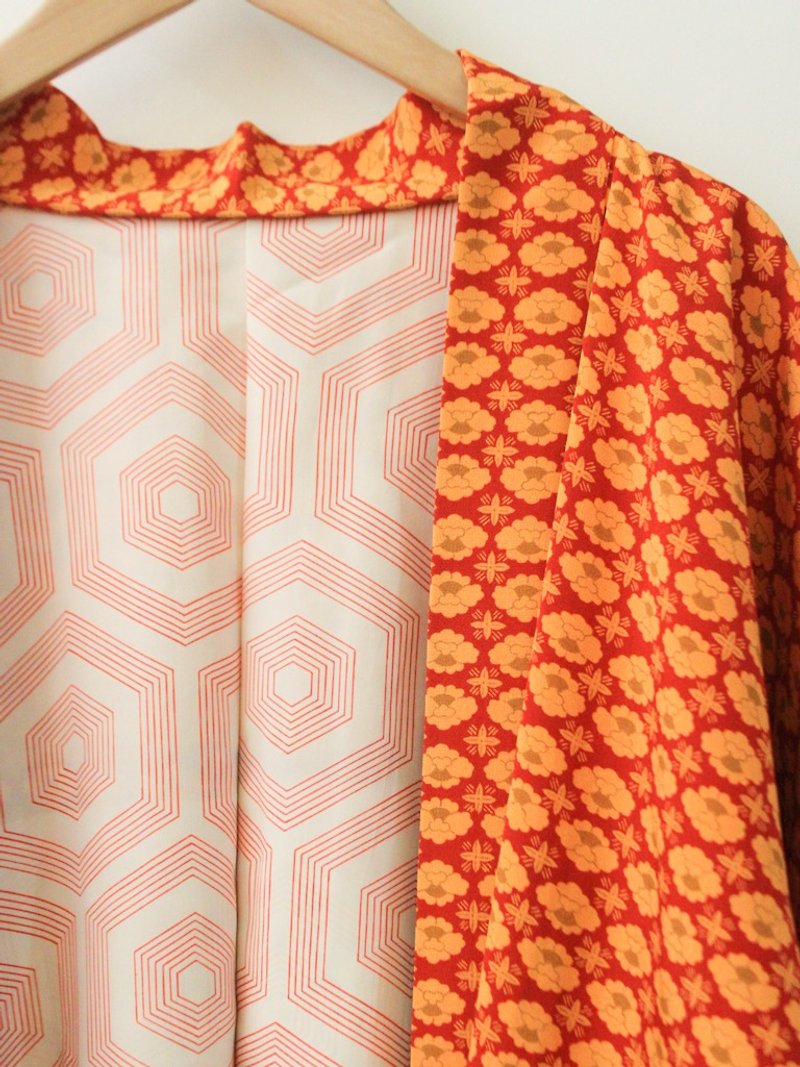  复古日本制橘色祭典和风印花古着羽织和服外套罩衫开衫Kimono - 女装休闲/机能外套 - 聚酯纤维 橘色
