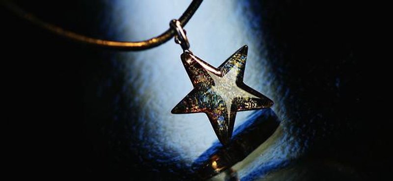 煌くBLACK STAR - 项链 - 其他金属 