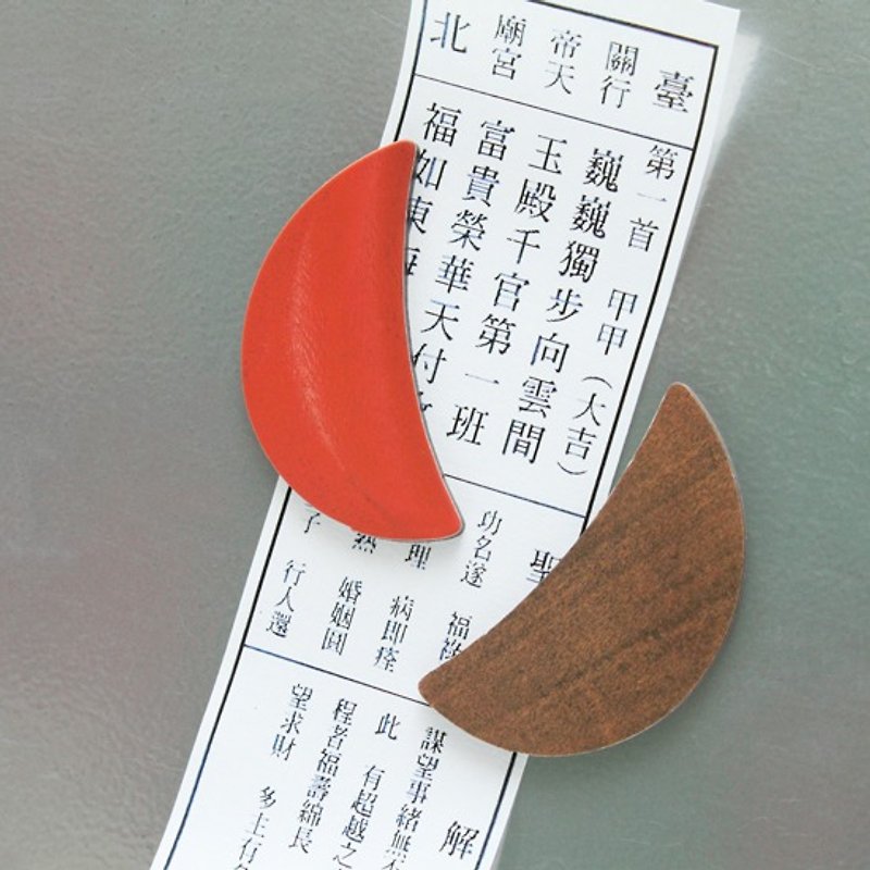 【新年礼物】 台湾好物磁铁–筊杯 - 冰箱贴/磁贴 - 纸 红色