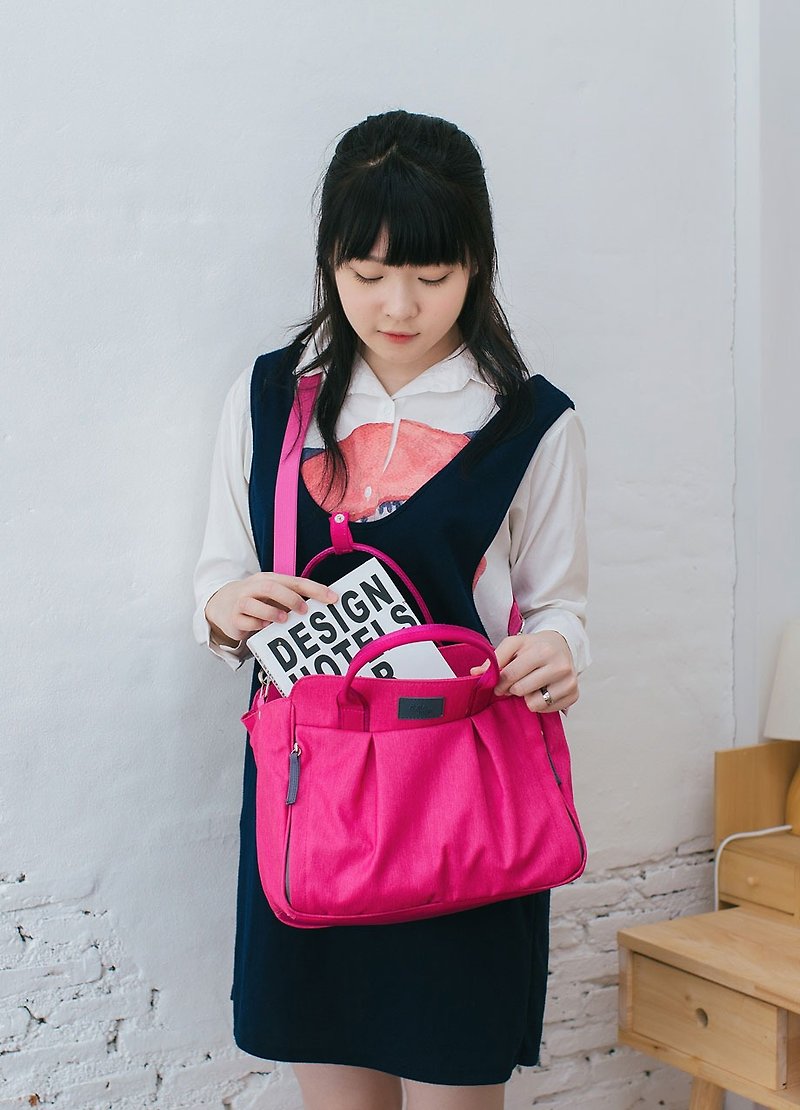 pink purse, medium cross body bag - 侧背包/斜挎包 - 聚酯纤维 粉红色
