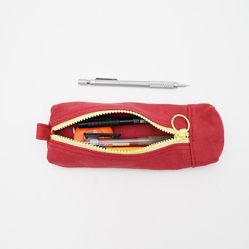 MOGU/文案笔袋/西瓜红 - 化妆包/杂物包 - 棉．麻 红色
