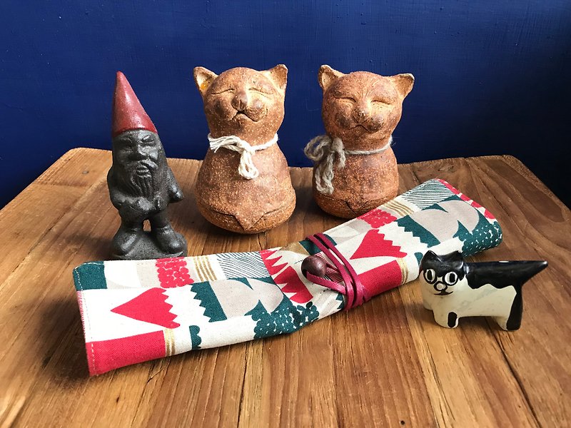 圣诞铃声-Weimoms微茫布创 笔袋、筷套、环保、布卷 、圣诞礼物 - 餐刀/叉/匙组合 - 棉．麻 红色