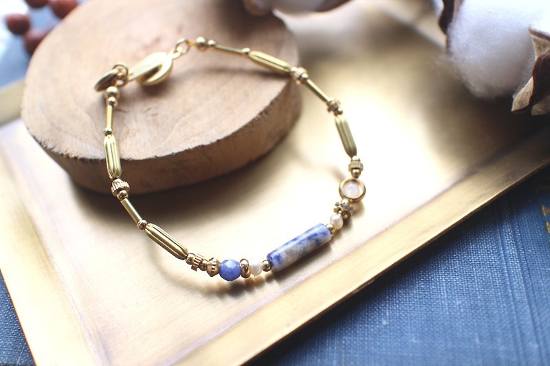 天空蓝-苏打石 月光石 珍珠 黄铜手环 - 手链/手环 - 其他金属 