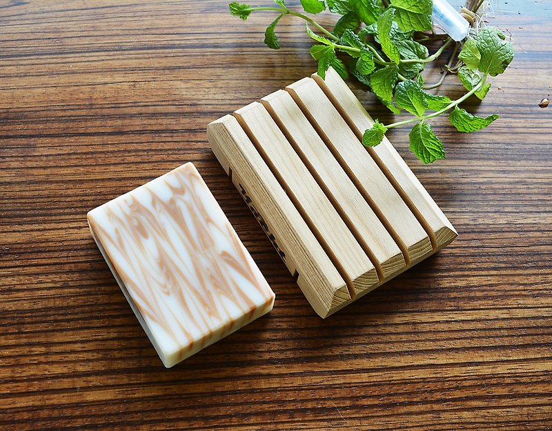 手工桧木润肤皂+原木皂架礼盒 - 乳液 - 其他材质 金色