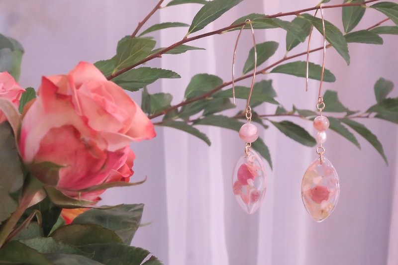 樱花玛瑙 法式优雅耳勾  干燥花水晶耳环 - 耳环/耳夹 - 植物．花 粉红色