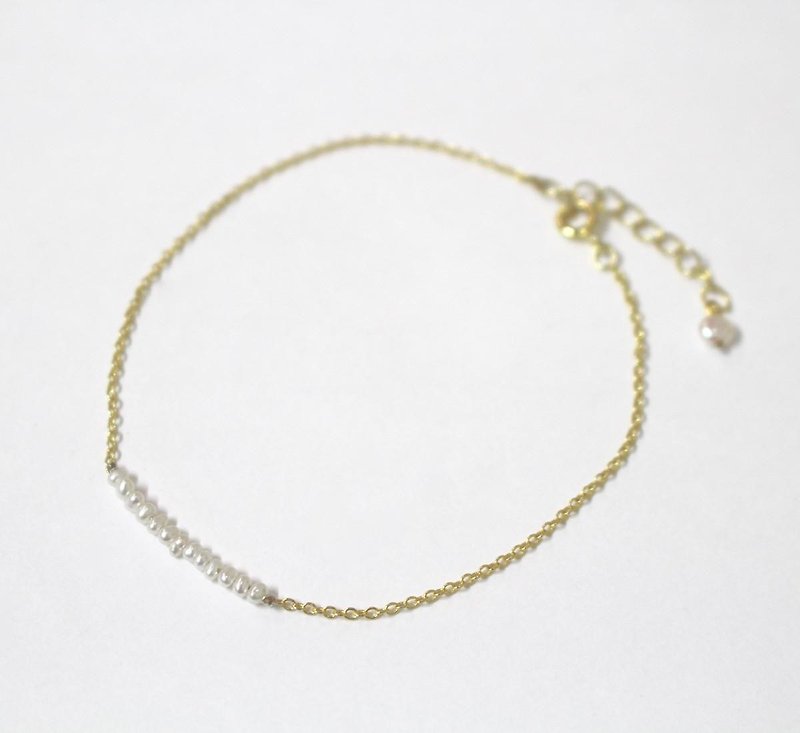 淡水ケシパールのゴースルーブレスレット - 手链/手环 - 宝石 金色