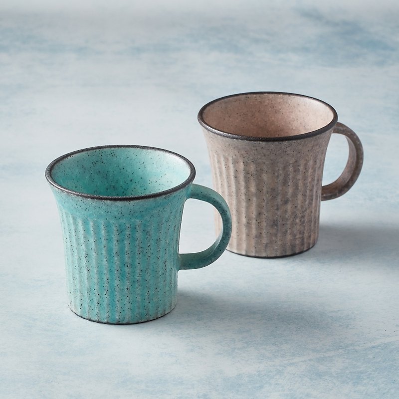 有种创意 - 日本美浓烧 - 古典雕纹咖啡杯 - 对杯组(2件式) - 咖啡杯/马克杯 - 陶 多色