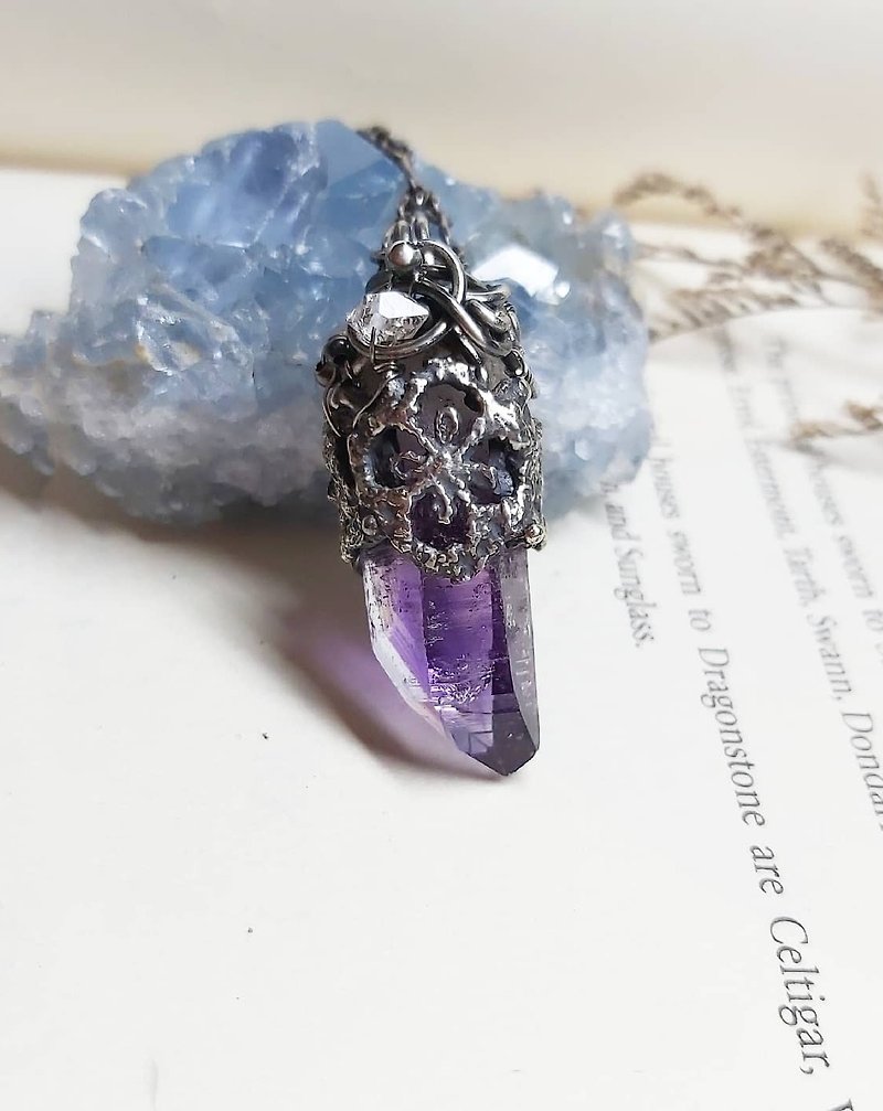 Vera Cruz 紫水晶 设计坠子 - 项链 - 宝石 