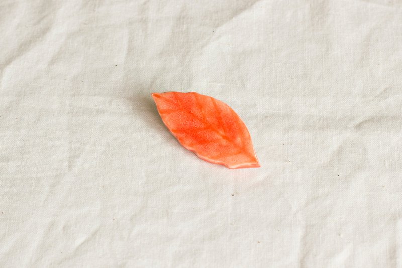 秋季红叶胸针配饰 - 胸针 - 粘土 红色