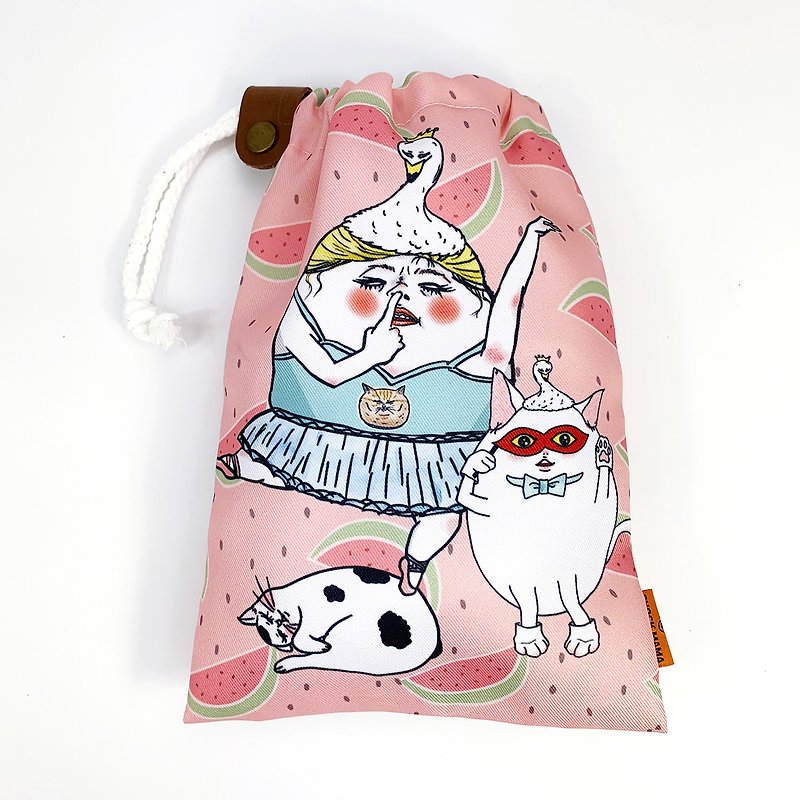 猪鼻女与猫猫 束口袋 - 化妆包/杂物包 - 棉．麻 粉红色