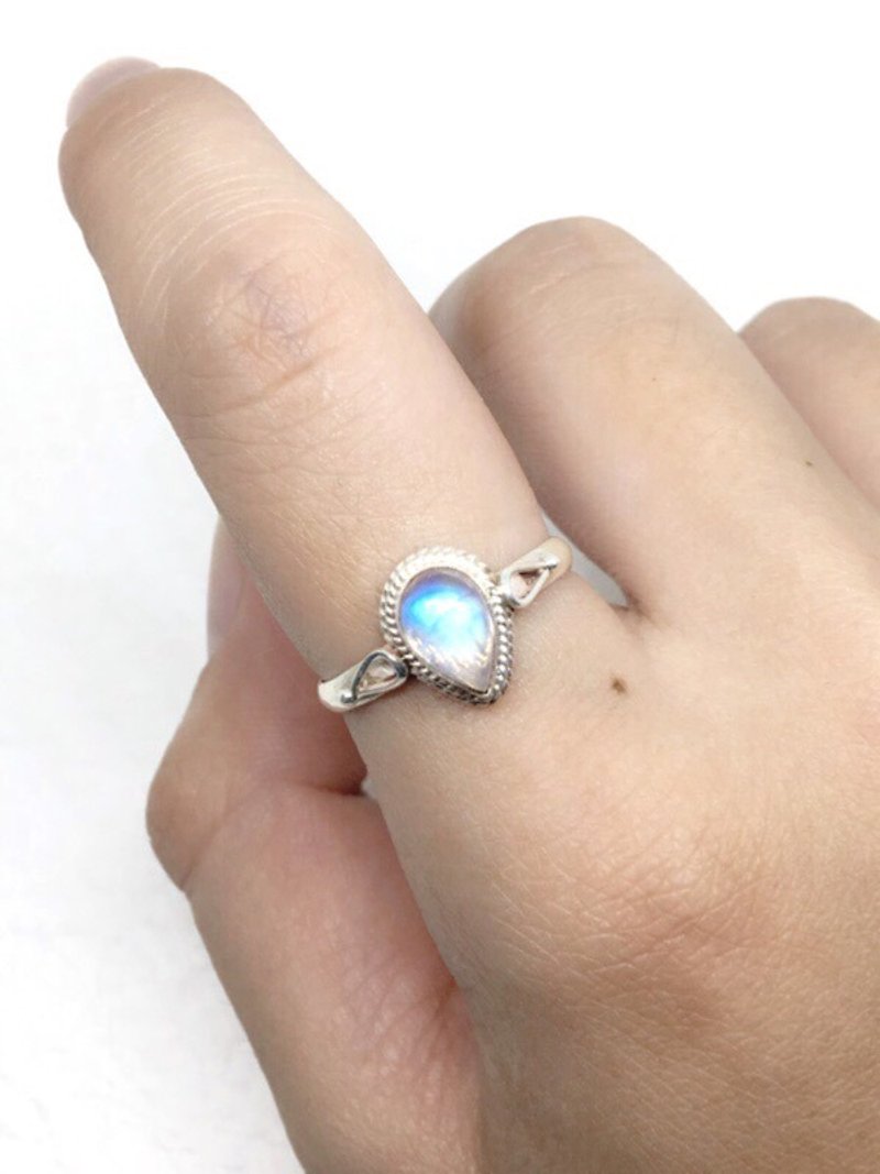 月光石925纯银典雅风戒指 尼泊尔手工镶嵌制作(款式2) - 戒指 - 宝石 蓝色