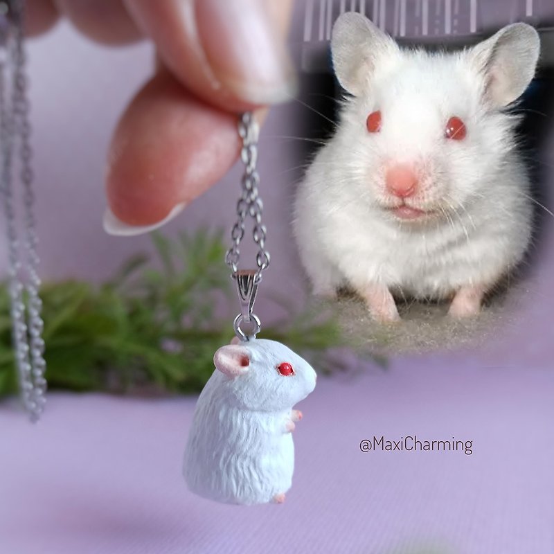 White Syrian hamster red eyes necklace memorial gift The tiny figurine on chain - 其他 - 塑料 白色