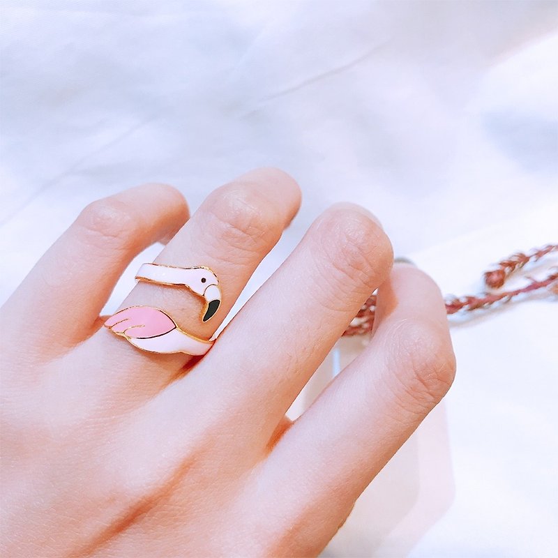 红鹤 | 绕指戒指 - 戒指 - 珐琅 粉红色