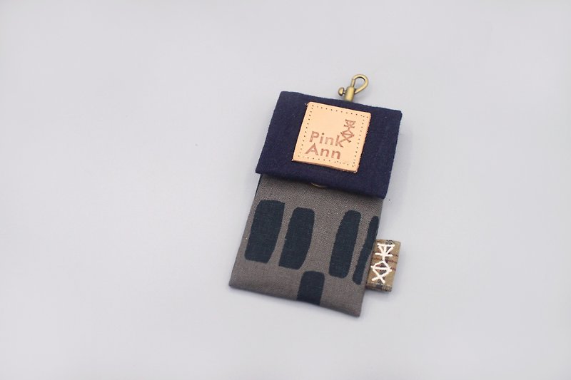 平安经典卡包-低调几何(靛蓝) 悠游卡包直接感应 日本布 - 证件套/卡套 - 棉．麻 蓝色