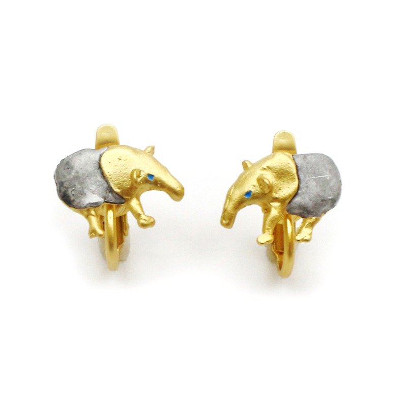 Tapir Earring　Gold /  バクイヤリング　ゴールド EA071GD - 耳环/耳夹 - 其他金属 金色