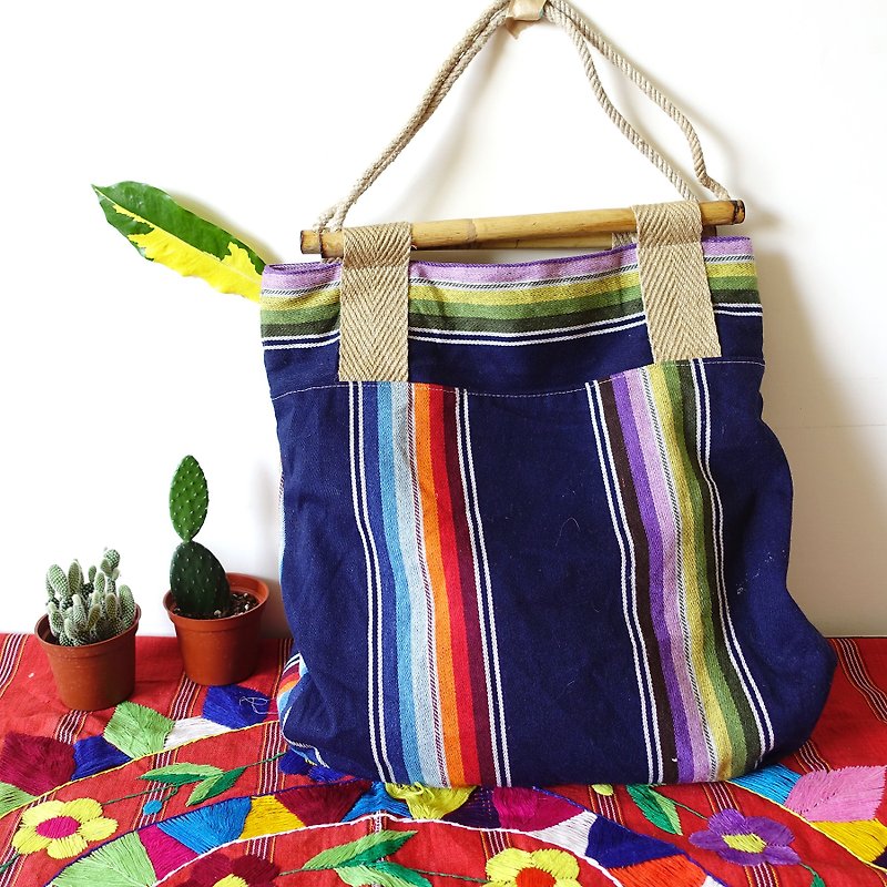 BajuTua /老物/ 墨西哥毯 藤把购物袋 - 手提包/手提袋 - 聚酯纤维 蓝色