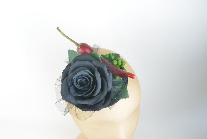 头饰迷饰，带有个性黑玫瑰和深红辣椒滑稽表演 PinU - 发饰 - 其他材质 黑色