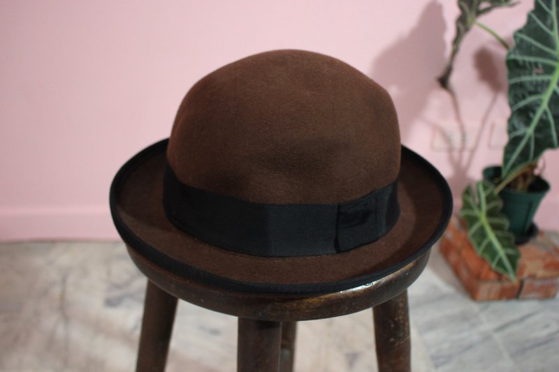 Vintage帽子(日本设计韩国制)咖啡色100%羊毛圆帽(情人节礼物) - 帽子 - 羊毛 咖啡色