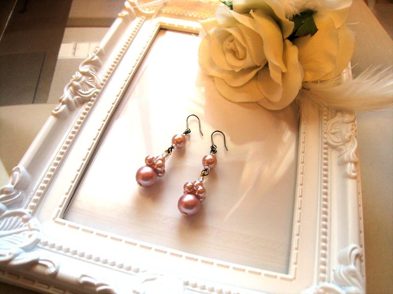 Silky Pearl Pierced Earrings / E : Pink Bridal* - 耳环/耳夹 - 珍珠 粉红色