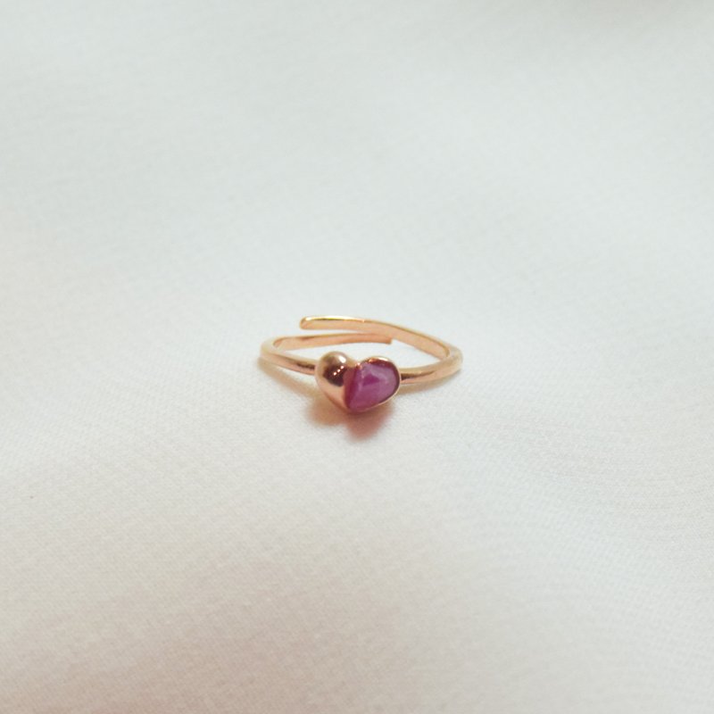 Miniheart ring - 戒指 - 其他材质 粉红色