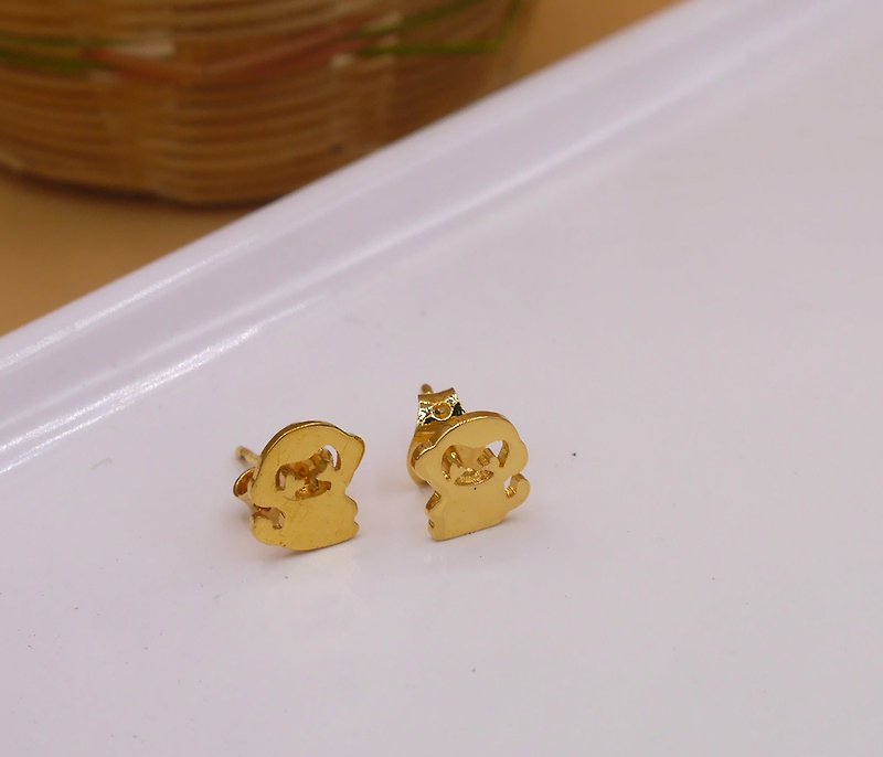 Handmade Little Monkey Earring - Gold plated on brass Little Me by CASO jewelry - 耳环/耳夹 - 其他金属 金色
