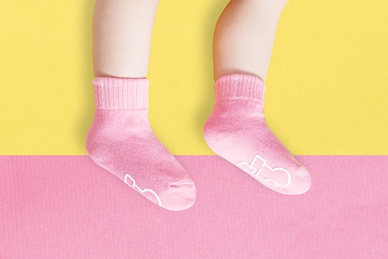 SS23 马卡龙防滑2分之1童袜(樱花粉)│质感礼盒包装 - 袜子 - 棉．麻 粉红色