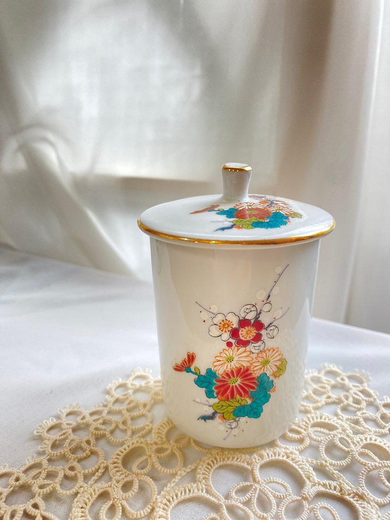 【好日恋物】台湾之光古件。日式的美玻璃金边含盖水杯礼物茶杯 - 酒杯/酒器 - 玻璃 红色